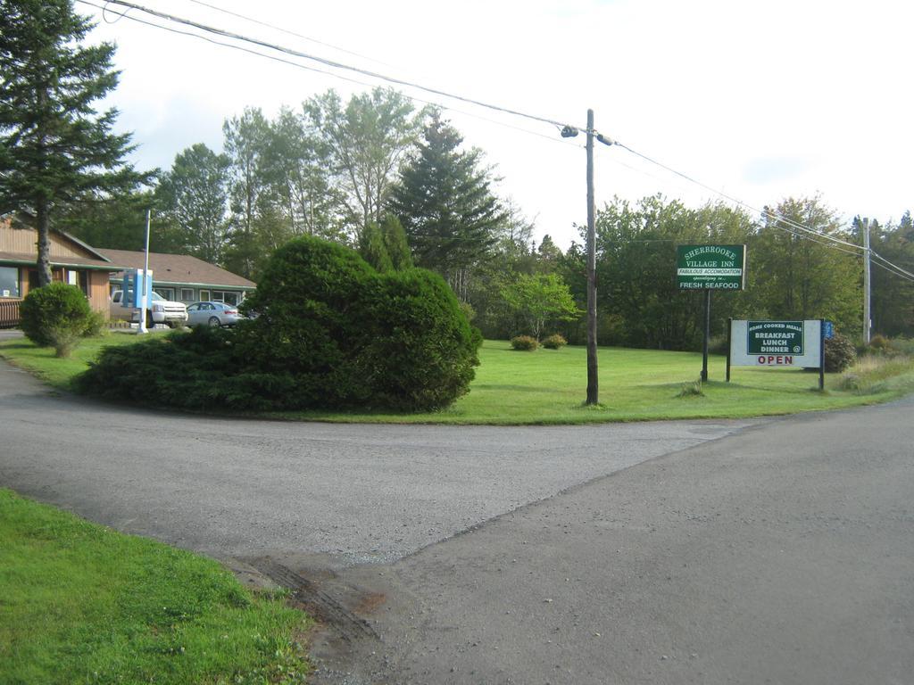 Sherbrooke Village Inn Esterno foto