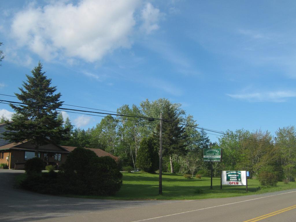 Sherbrooke Village Inn Esterno foto